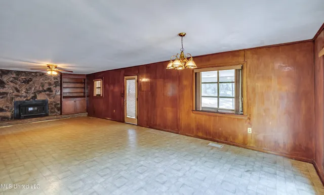 $40,000 | 415 Sylvan Trail, Jackson, MS 39209