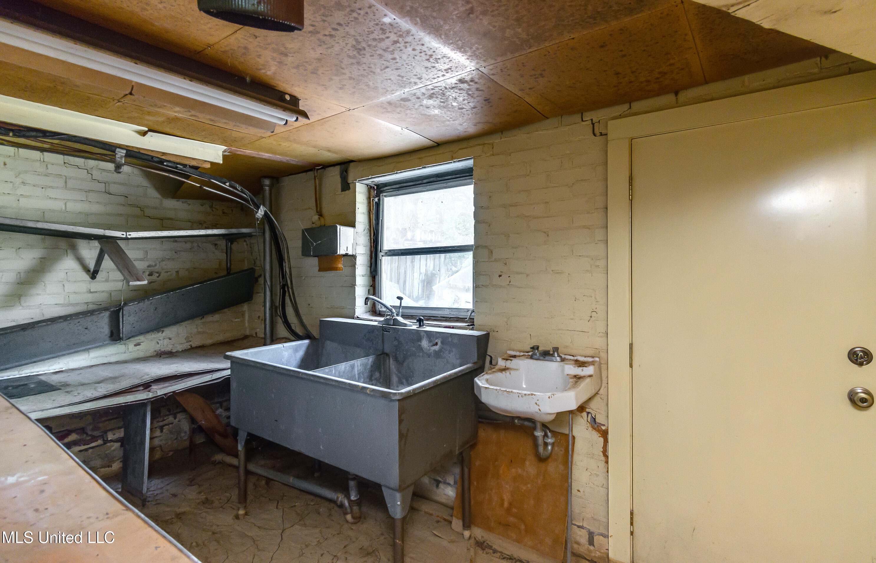 415 Sylvan Trail Jackson, MS 39209 - Photo 53 of 74 Basement