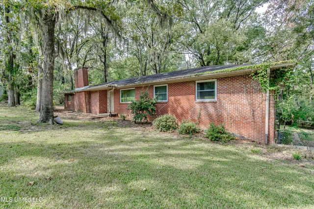 $40,000 | 415 Sylvan Trail, Jackson, MS 39209