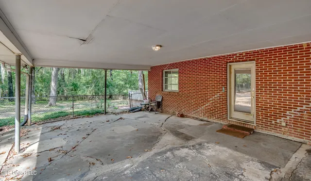 $40,000 | 415 Sylvan Trail, Jackson, MS 39209
