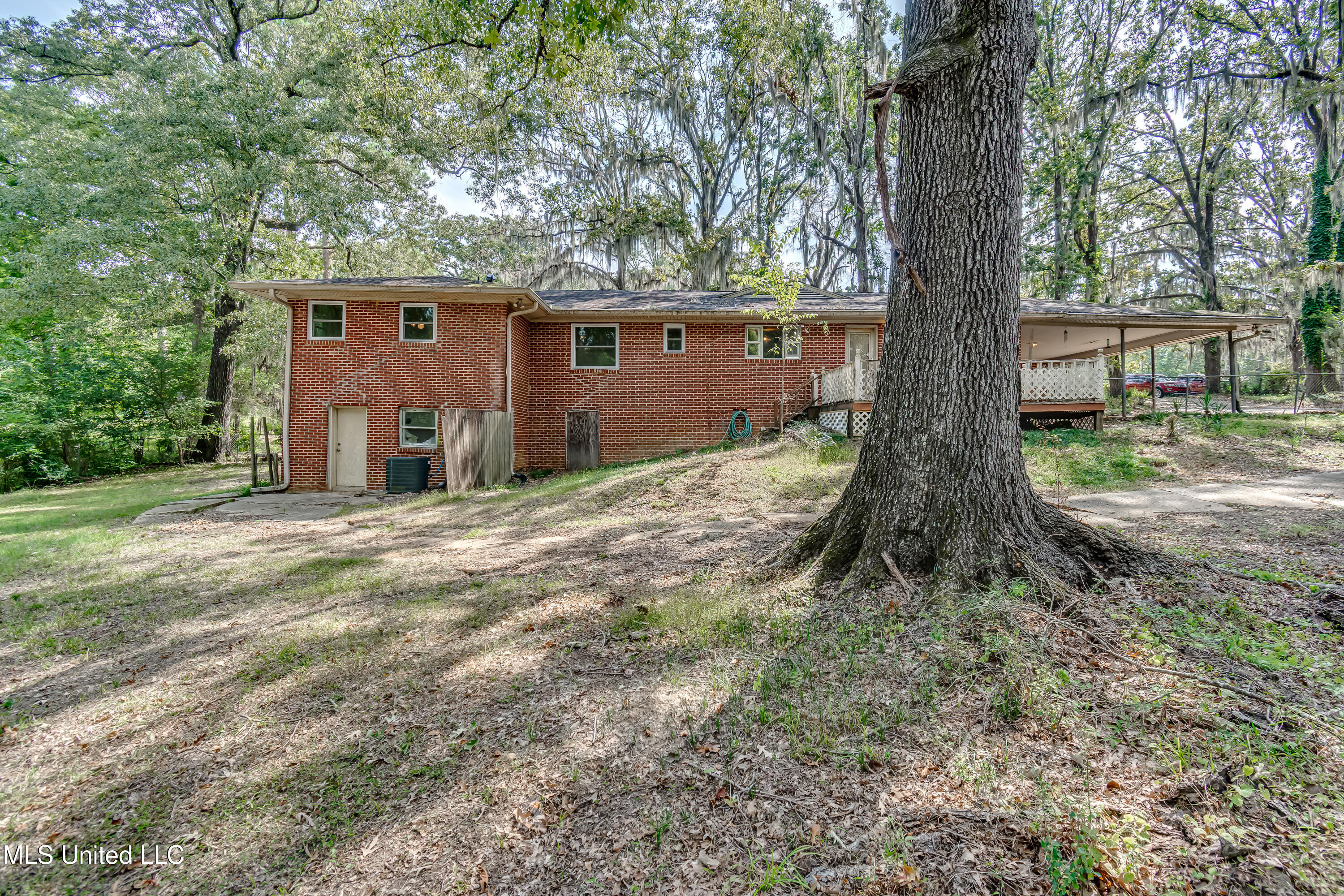 415 Sylvan Trail Jackson, MS 39209 - Photo 63 of 74 Backyard