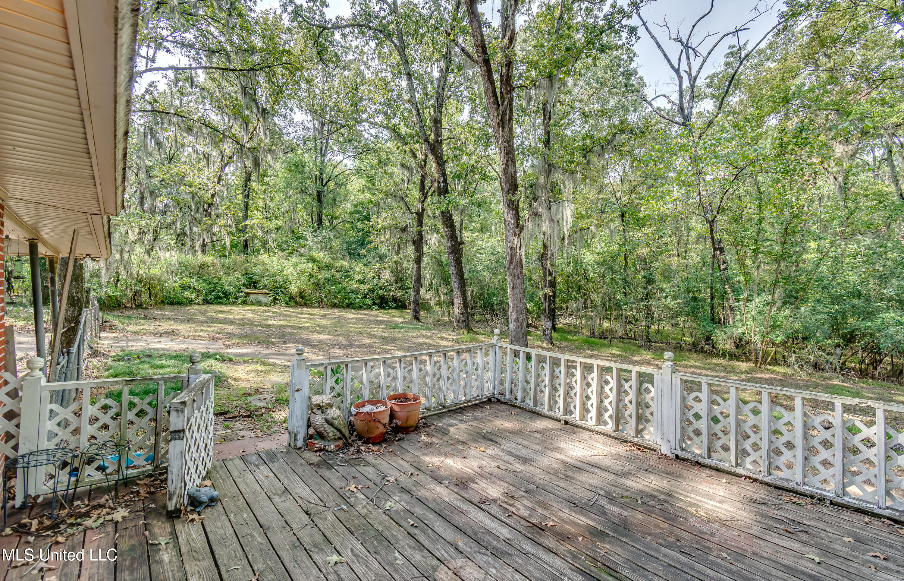 415 Sylvan Trail Jackson, MS 39209 - Photo 69 of 74 Back porch