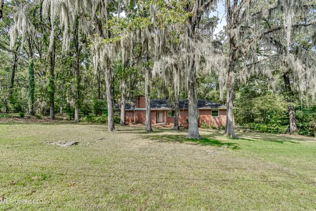 $40,000 | 415 Sylvan Trail, Jackson, MS 39209