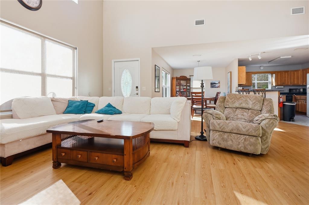 22205 North County Road 349 O'Brien, FL 32071 - Photo 10 of 68