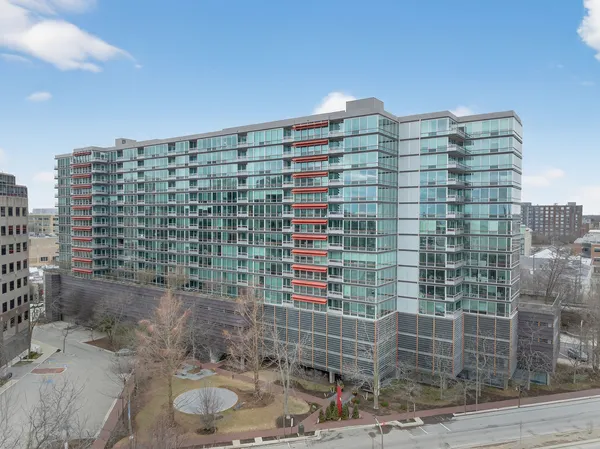 $328,888 | 800 Elgin Road, Unit 1215, Evanston, IL 60201