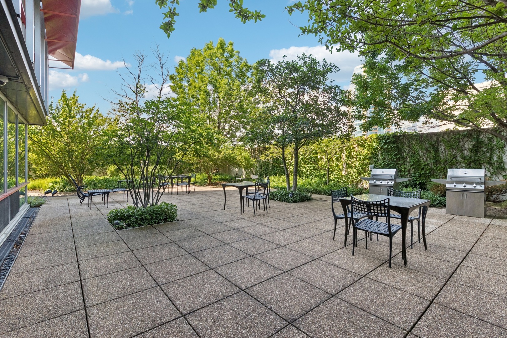 800 Elgin Road, Unit 1215 Evanston, IL 60201 - Photo 12 of 19