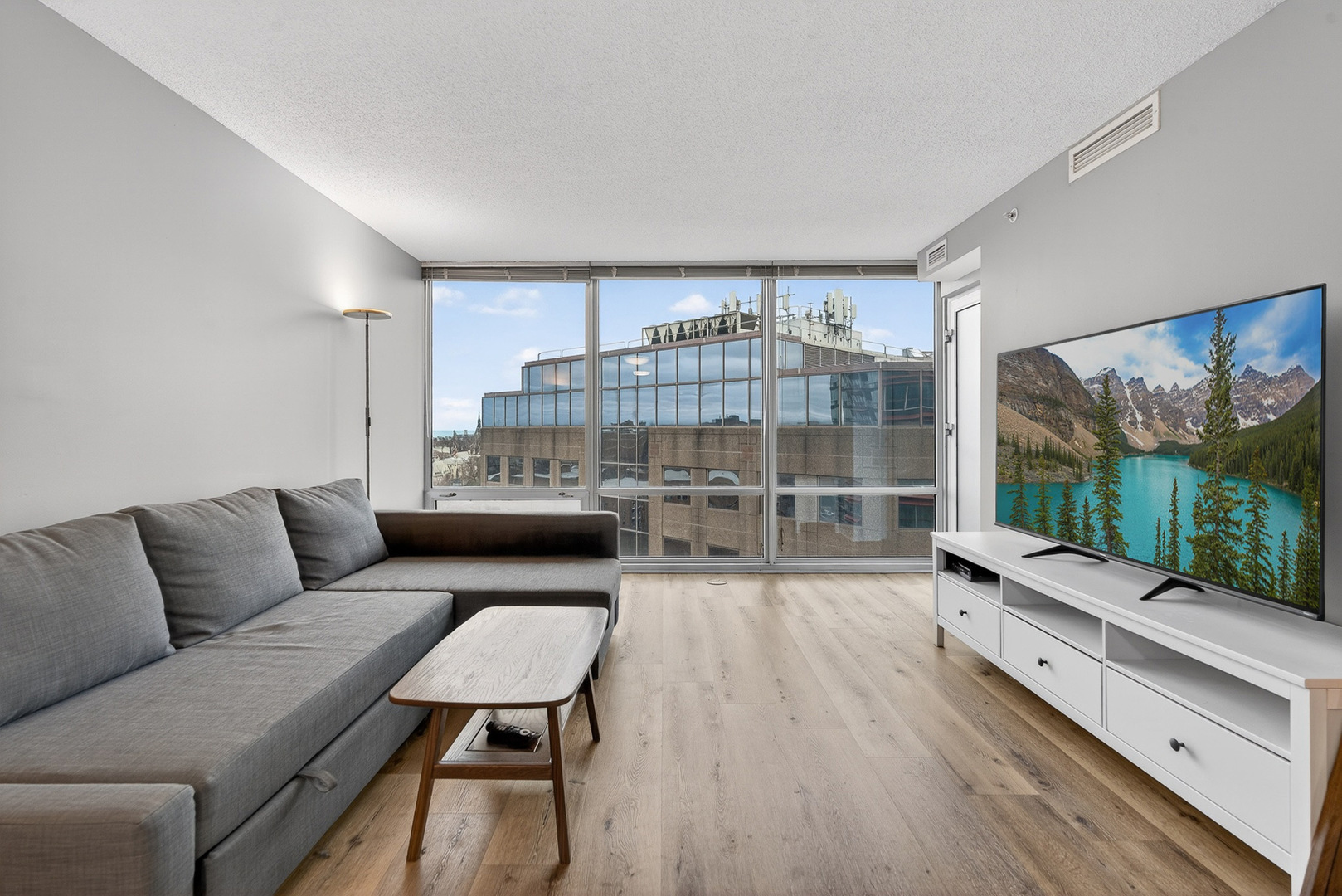 800 Elgin Road, Unit 1215 Evanston, IL 60201 - Photo 2 of 19