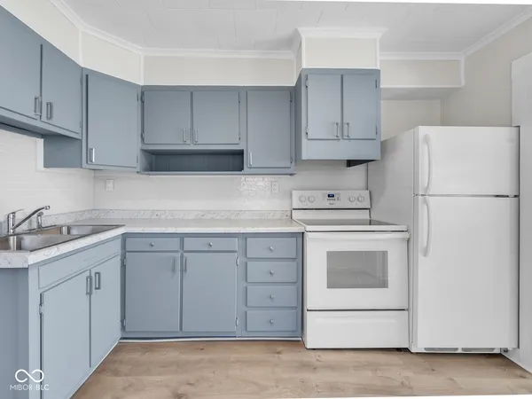 $1,350 | 252 West South Street, Shelbyville, IN 46176