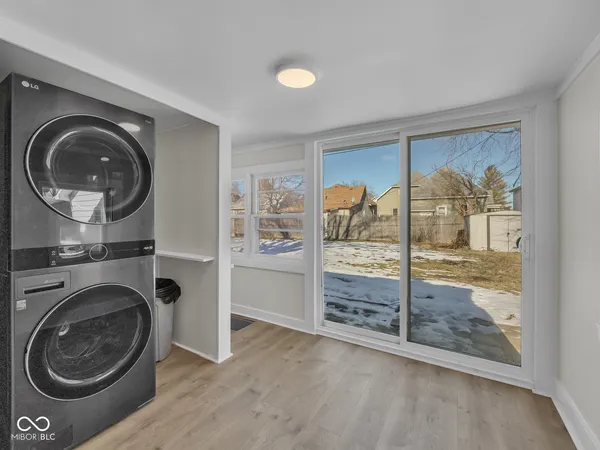 $1,350 | 252 West South Street, Shelbyville, IN 46176