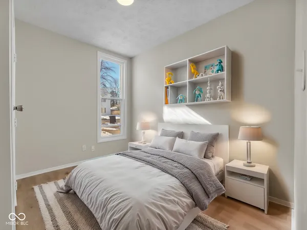 $1,350 | 252 West South Street, Shelbyville, IN 46176