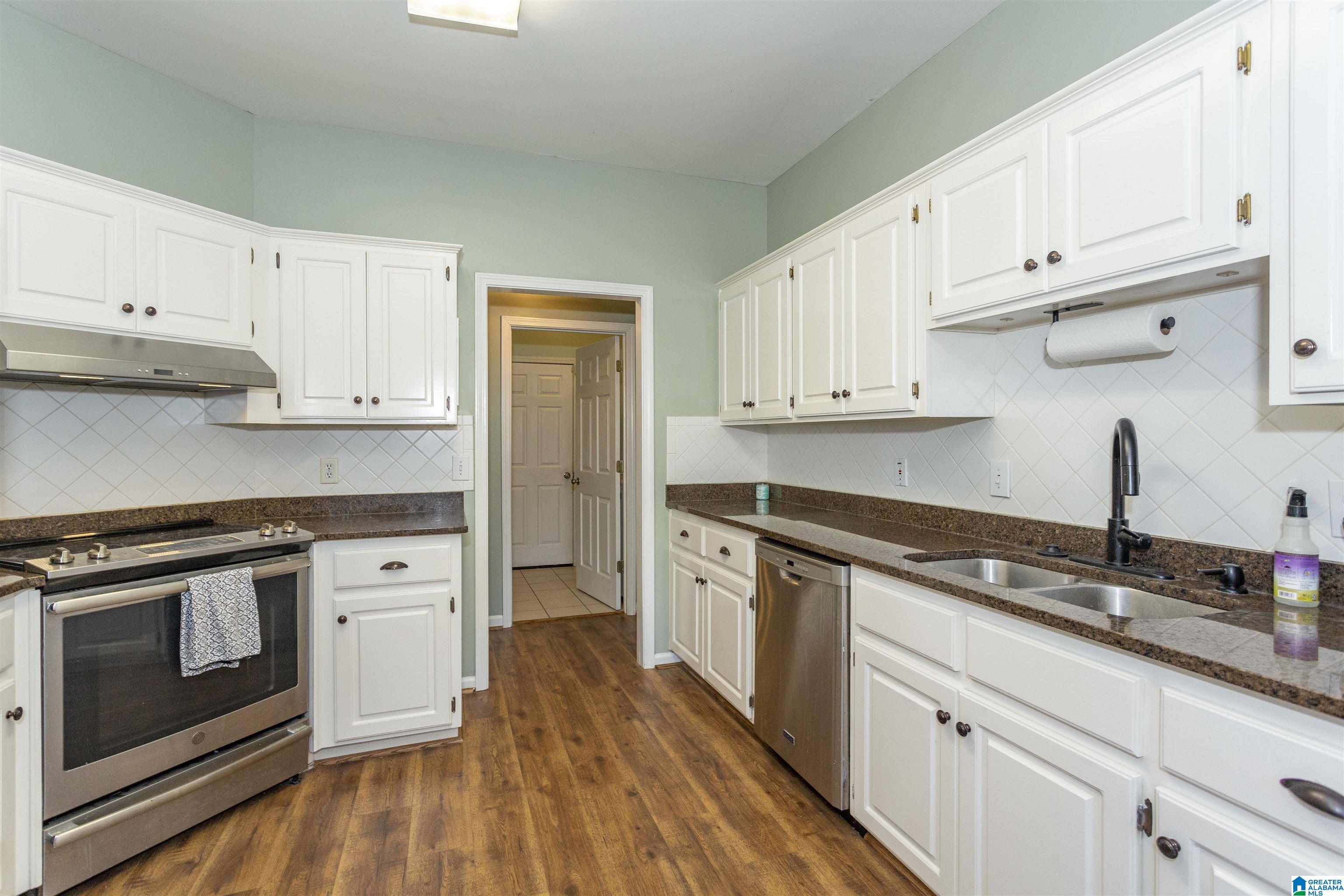 225 Summer Brook Lane Alabaster, AL 35007 - Photo 21 of 60