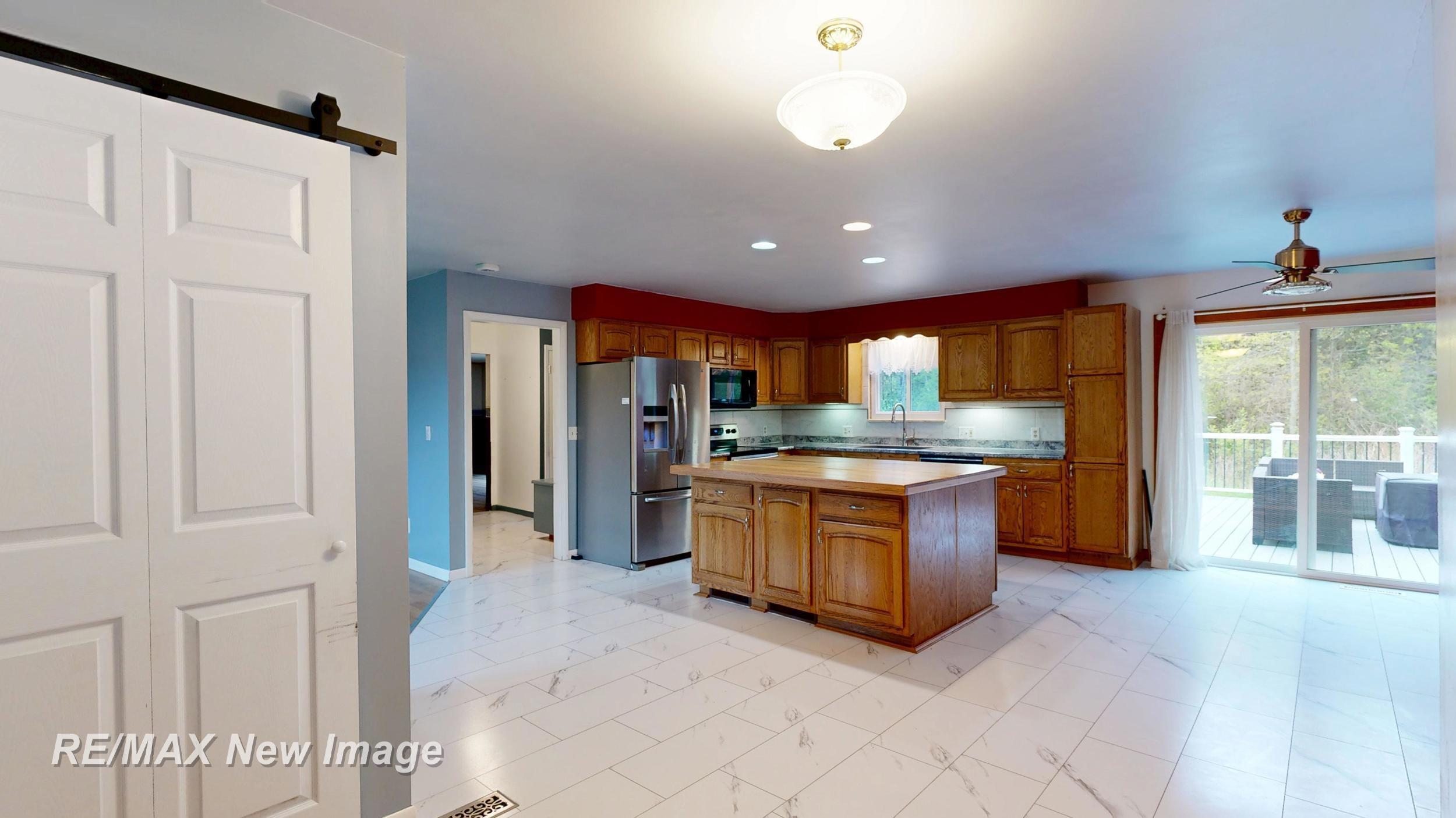 8013 South Merrill Road St. Charles, MI 48655 - Photo 9 of 22