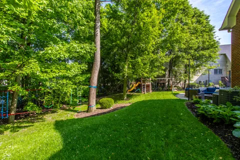$1,300,000 | 4626 Woods Edge Drive, Zionsville, IN 46077