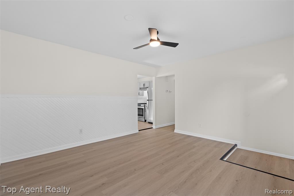 13738 Toepfer Road Warren, MI 48089 - Photo 14 of 47