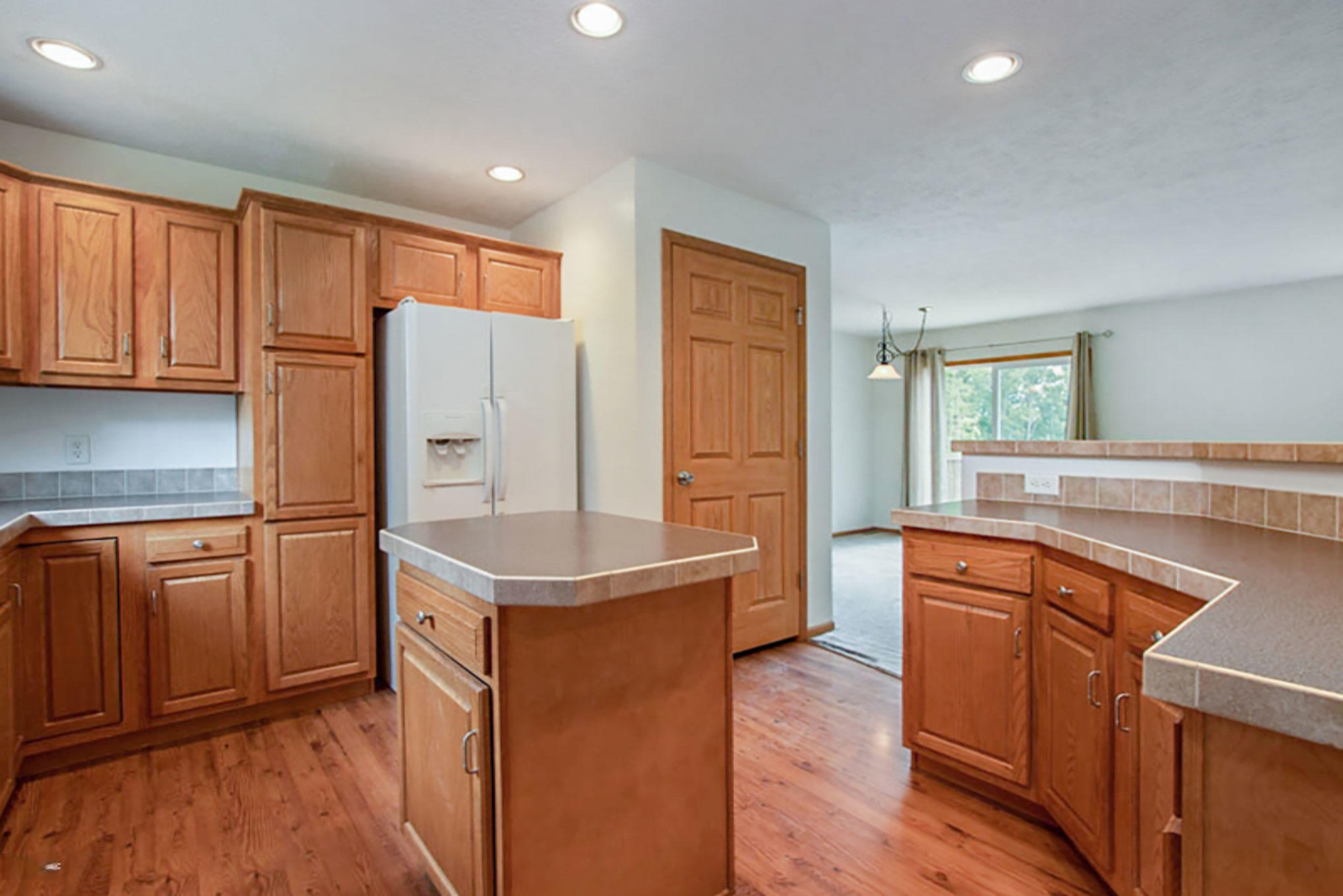 10354 North Backus Road Lakeview, MI 48850 - Photo 9 of 39 kitchen1