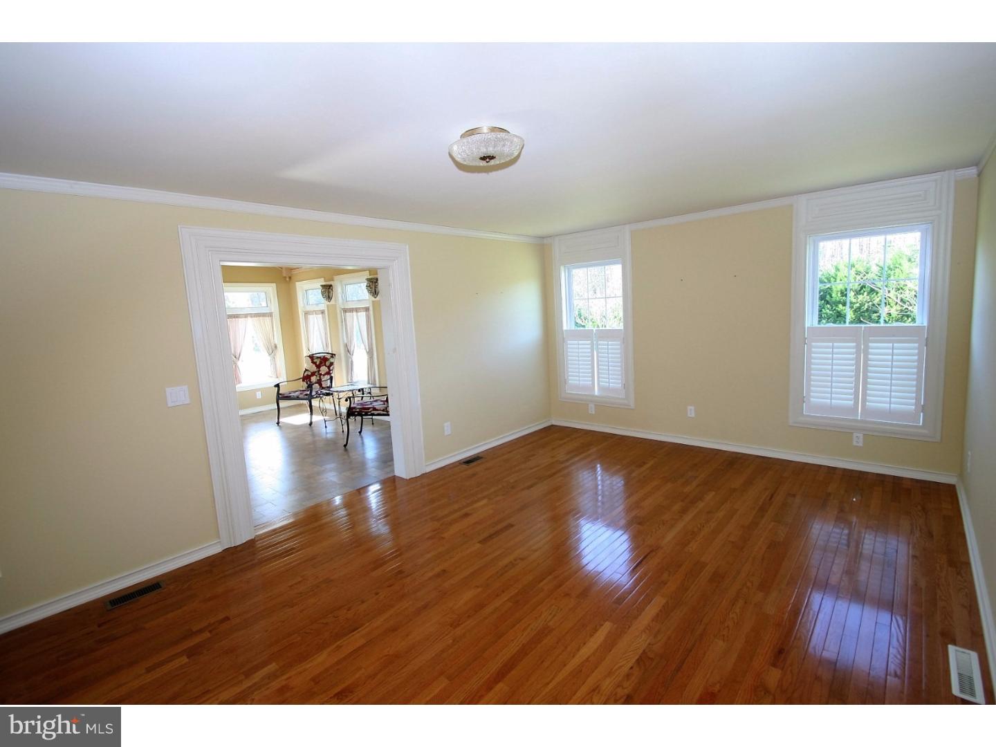 509 Upper Neck Road Elmer, NJ 08318 - Photo 3 of 25