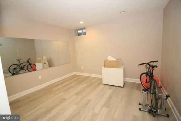 $2,100 | 102 Bullard Circle, Rockville, MD 20850