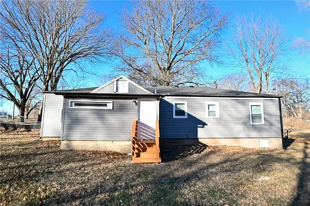$199,900 | 11505 Grandview Road, Kansas City, MO 64137