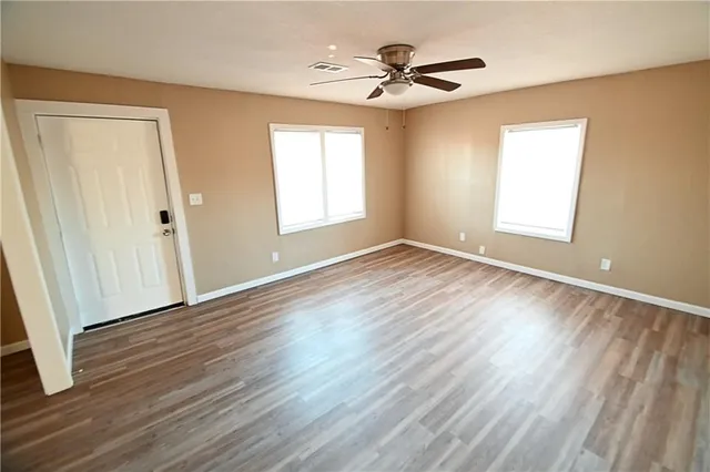 $199,900 | 11505 Grandview Road, Kansas City, MO 64137