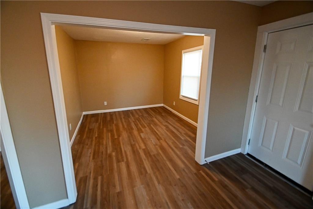 11505 Grandview Road Kansas City, MO 64137 - Photo 7 of 23