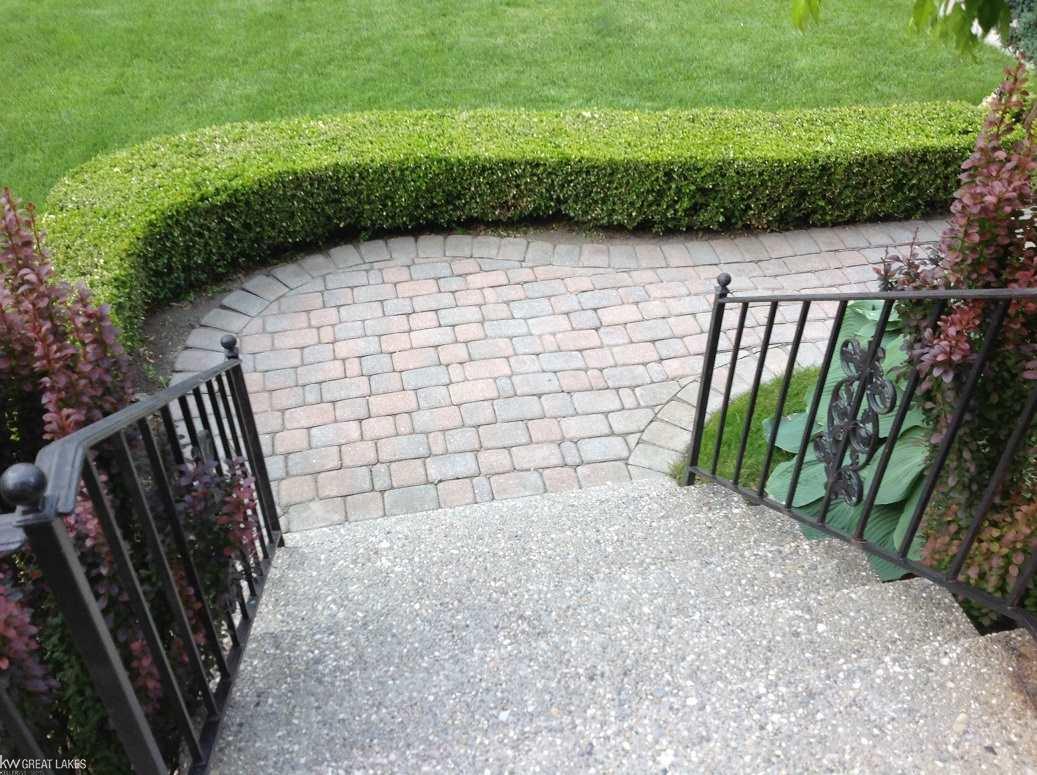 1793 Hampton Road Grosse Pointe, MI 48236 - Photo 66 of 69 31354587-65.JPG