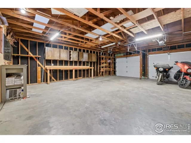 a view of a car garage