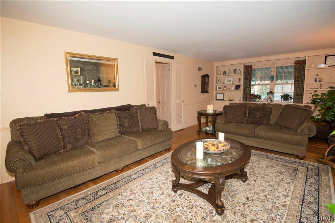 790 Wedgewood Road Bethlehem, PA 18017 - Photo 8 of 50 Living Room with Custom Built-ins