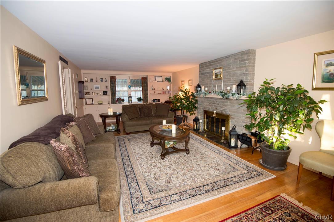 790 Wedgewood Road Bethlehem, PA 18017 - Photo 9 of 50 Living Room with Custom Built-ins and Wood Burning
