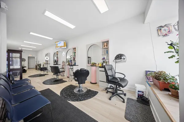 $370,000 | 5411 West North Avenue, Chicago, IL 60639