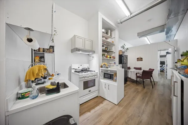 $370,000 | 5411 West North Avenue, Chicago, IL 60639