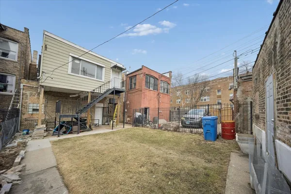 $370,000 | 5411 West North Avenue, Chicago, IL 60639