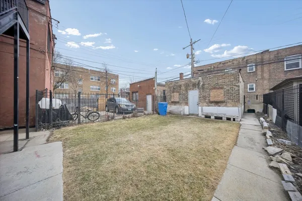 $370,000 | 5411 West North Avenue, Chicago, IL 60639