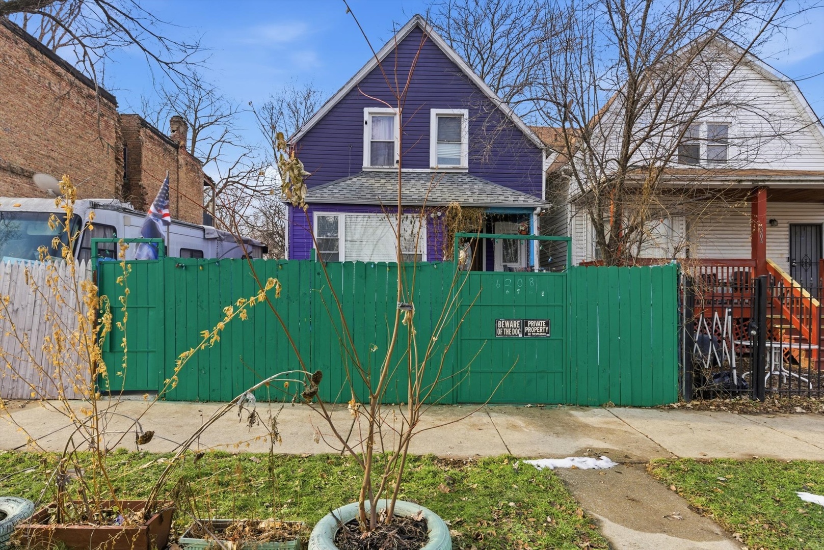 6208 South Paulina Street Chicago, IL 60636 - Photo 2 of 14 a front view of a house