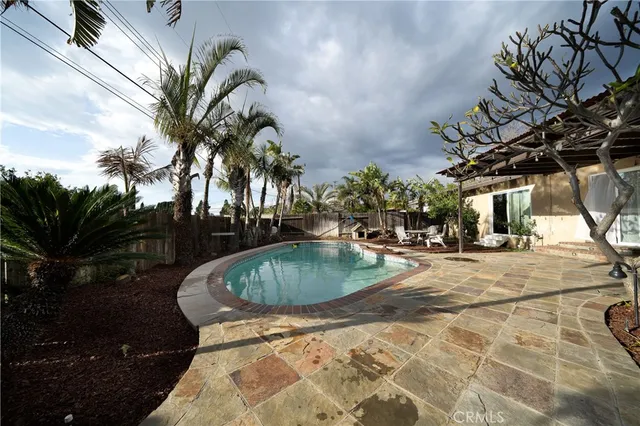 $1,089,000 | 2076 North Mori Lane, Orange, CA 92867