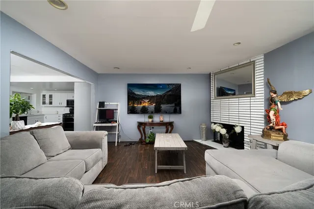 $1,089,000 | 2076 North Mori Lane, Orange, CA 92867