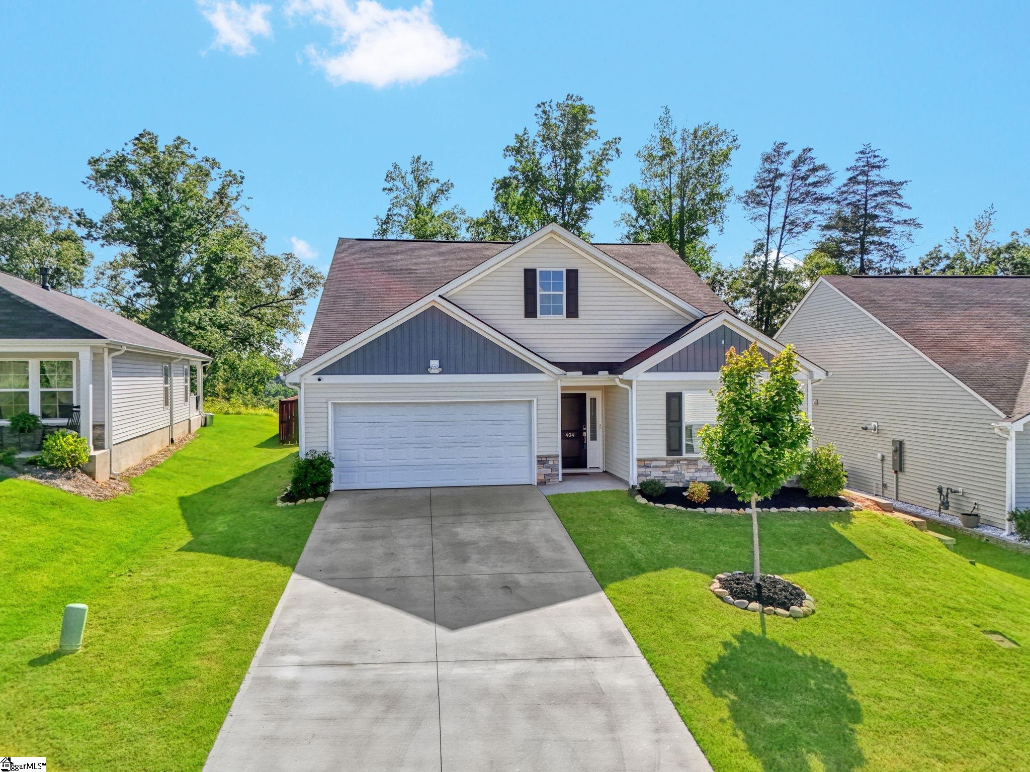 404 Anna Gray Circle Easley, SC 29640 - Photo 5 of 48