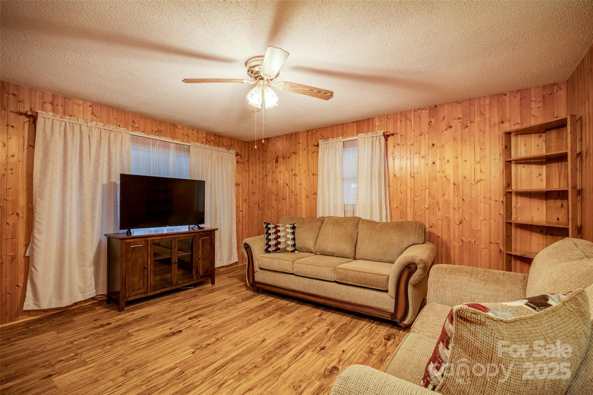 233 Raintree Road Great Falls, SC 29055 - Photo 10 of 41 Gallery Image 10