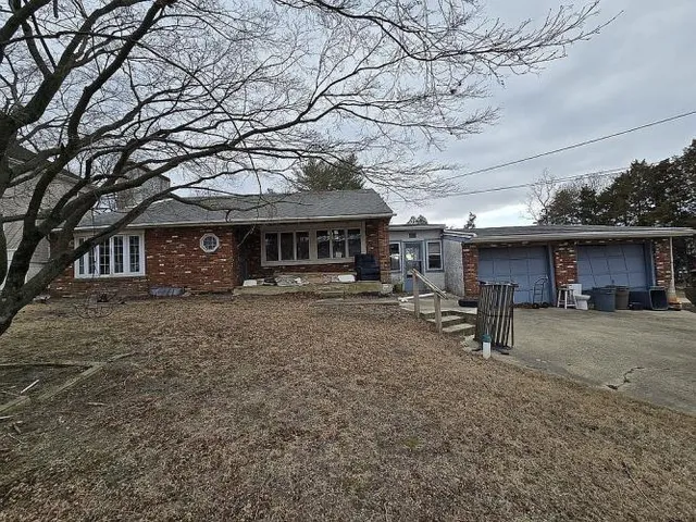 $350,000 | 64 Evergreen Avenue, Blackwood, NJ 08012