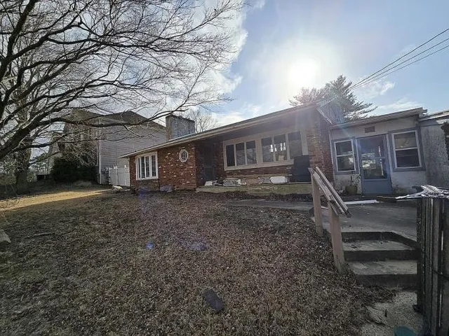 $350,000 | 64 Evergreen Avenue, Blackwood, NJ 08012