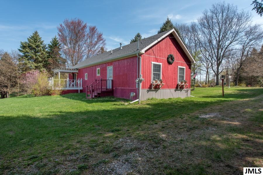 8834 North Meridian Road Pleasant Lake, MI 49272 - Photo 21 of 27 Photo 21