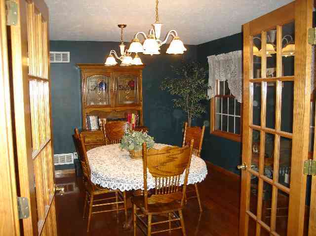 104 Rr 1 (osgood) Kenney, IL 61749 - Photo 3 of 7