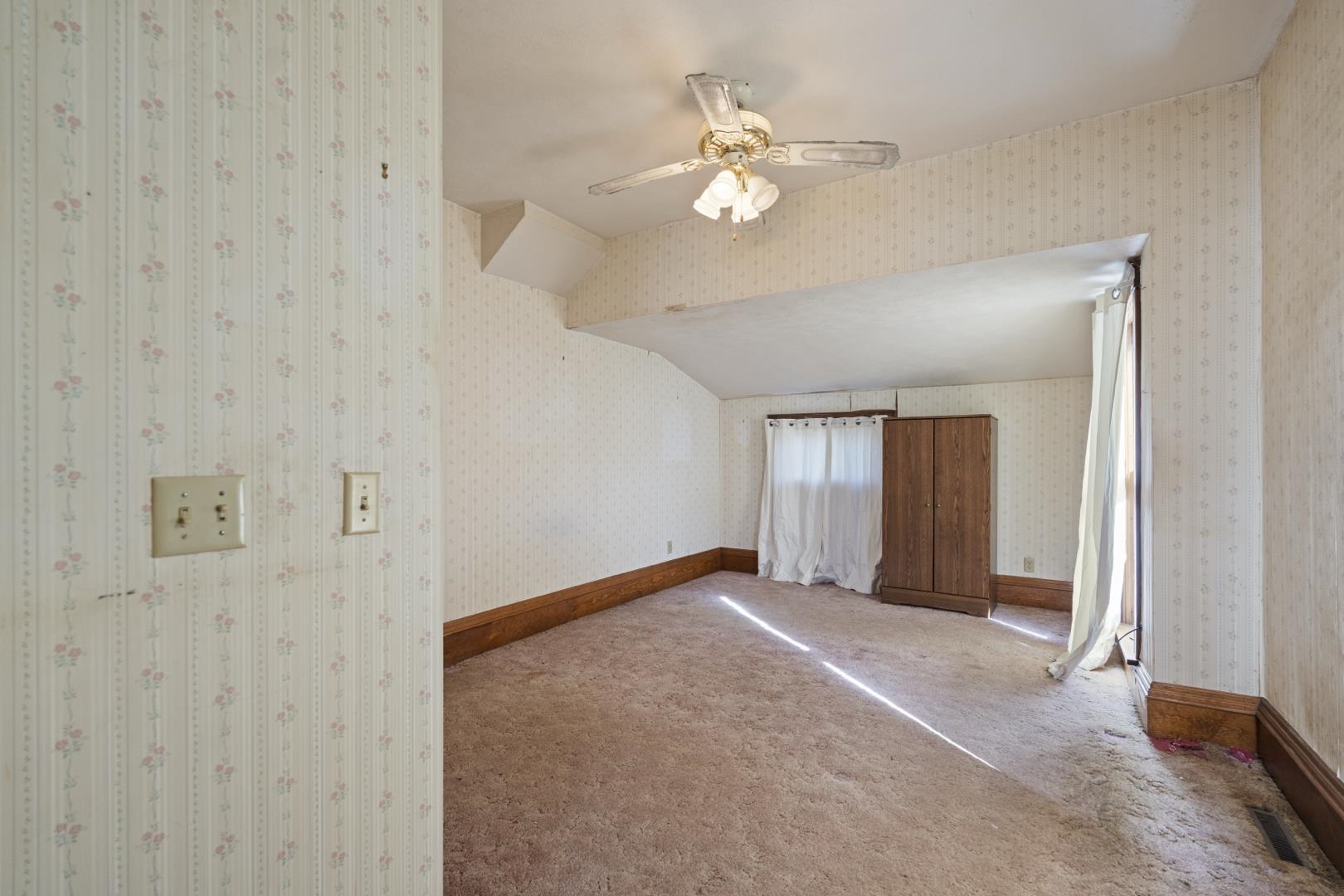 105 East Section Street Claypool, IN 46510 - Photo 12 of 24