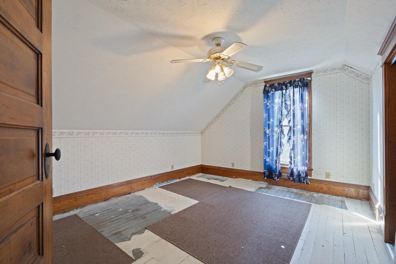 105 East Section Street Claypool, IN 46510 - Photo 15 of 24