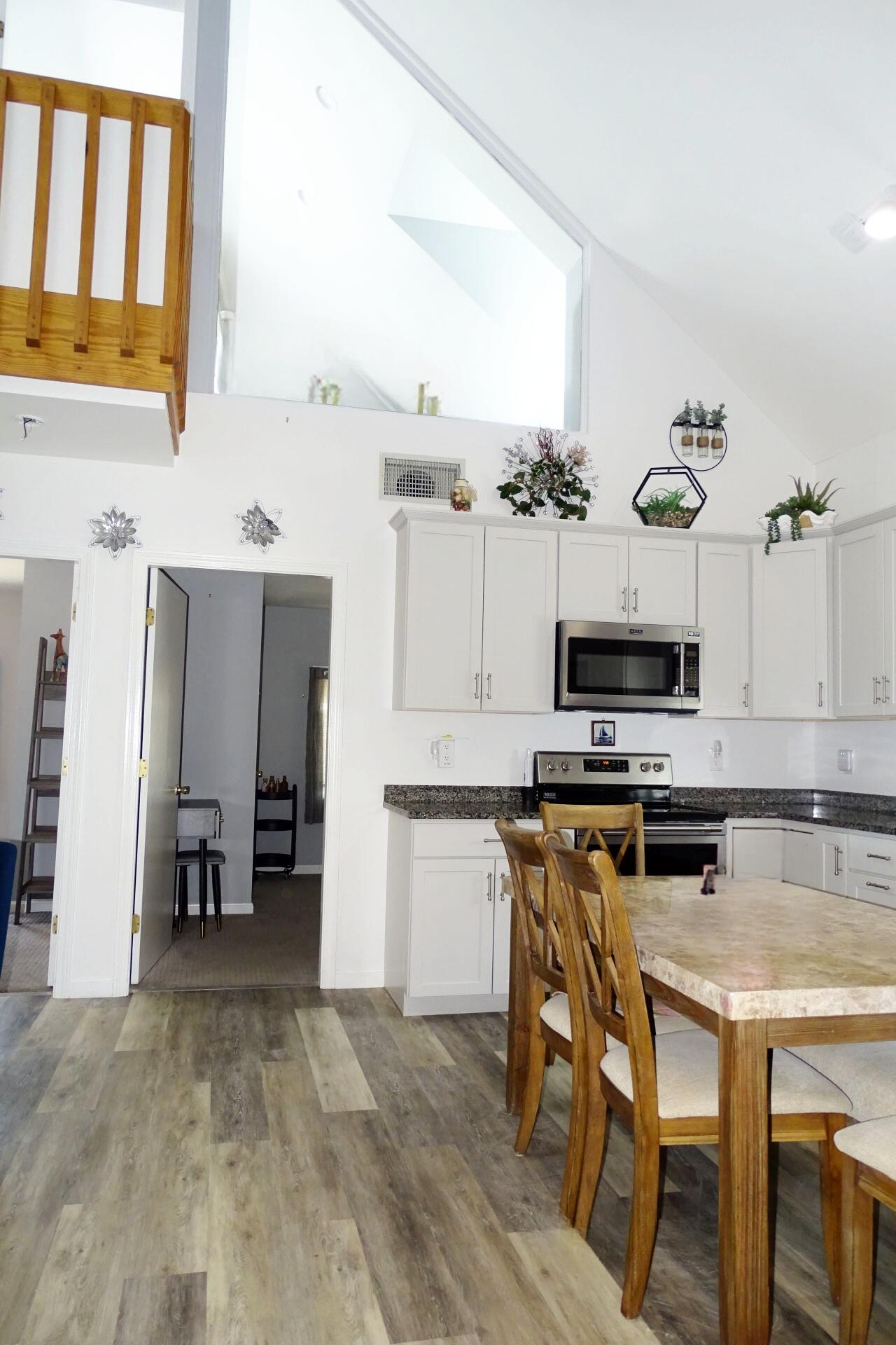 952 Post Road, Unit 7 Wells, ME 04090 - Photo 22 of 36 interior 8_inPixio