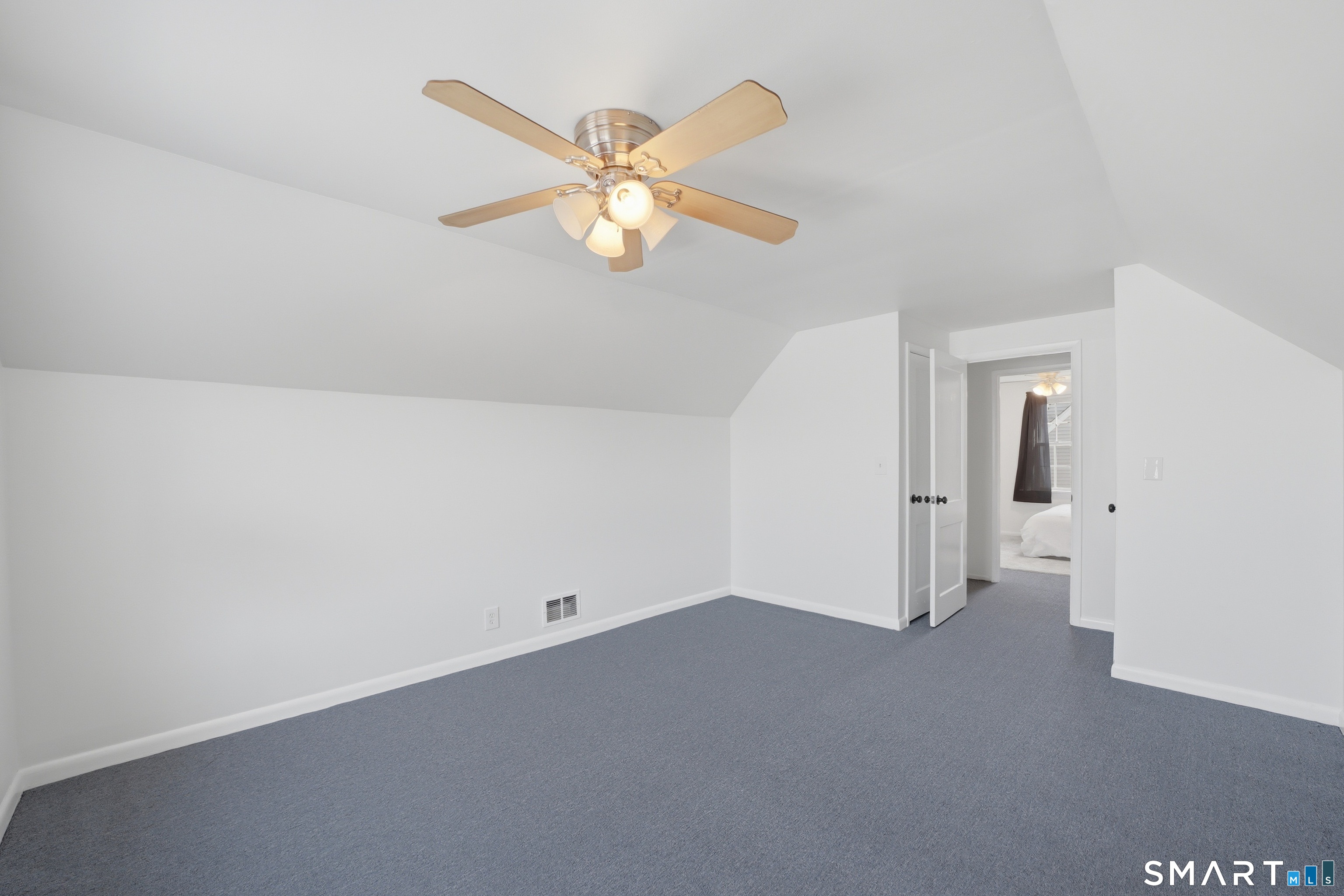 775 Stratford Road Stratford, CT 06615 - Photo 23 of 40