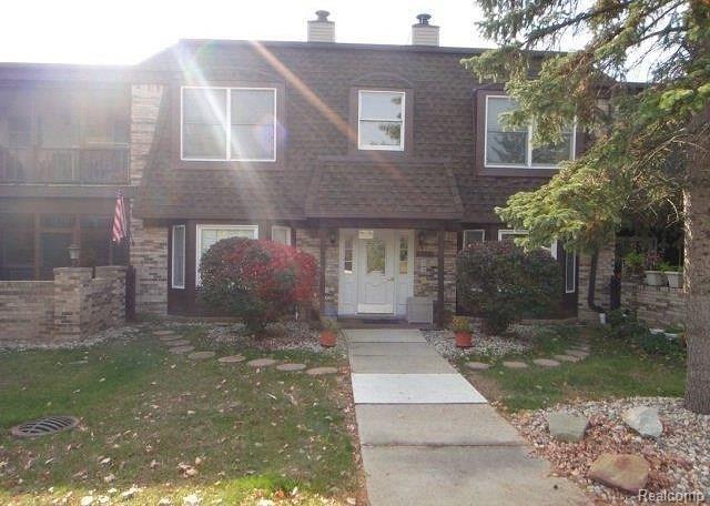 8533 Mathias Drive Grosse Ile, MI 48138 - Photo 1 of 19