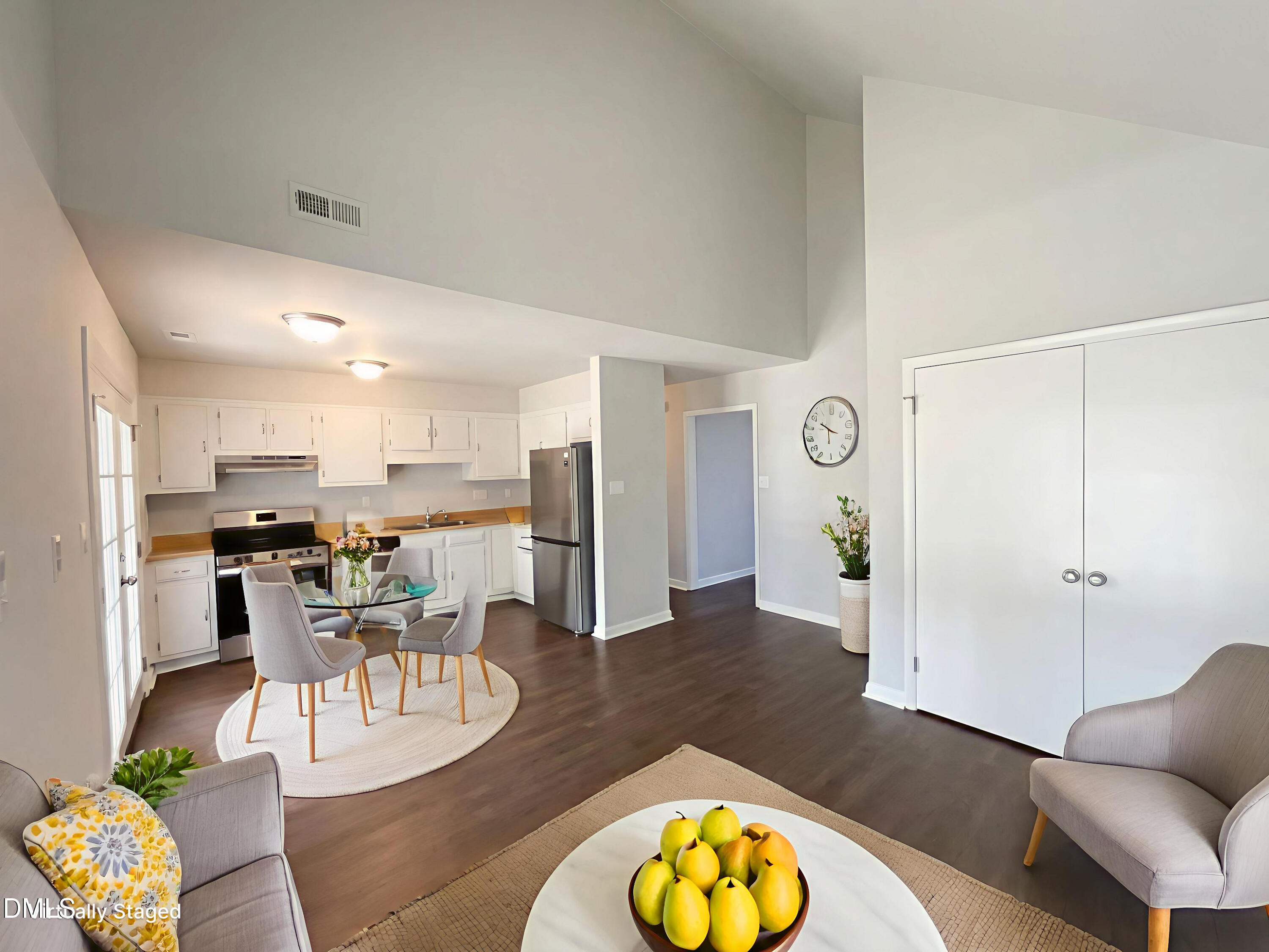 4113 Mill Bridge Road Hope Mills, NC 28348 - Photo 6 of 18 a living room with furniture and kitchen view