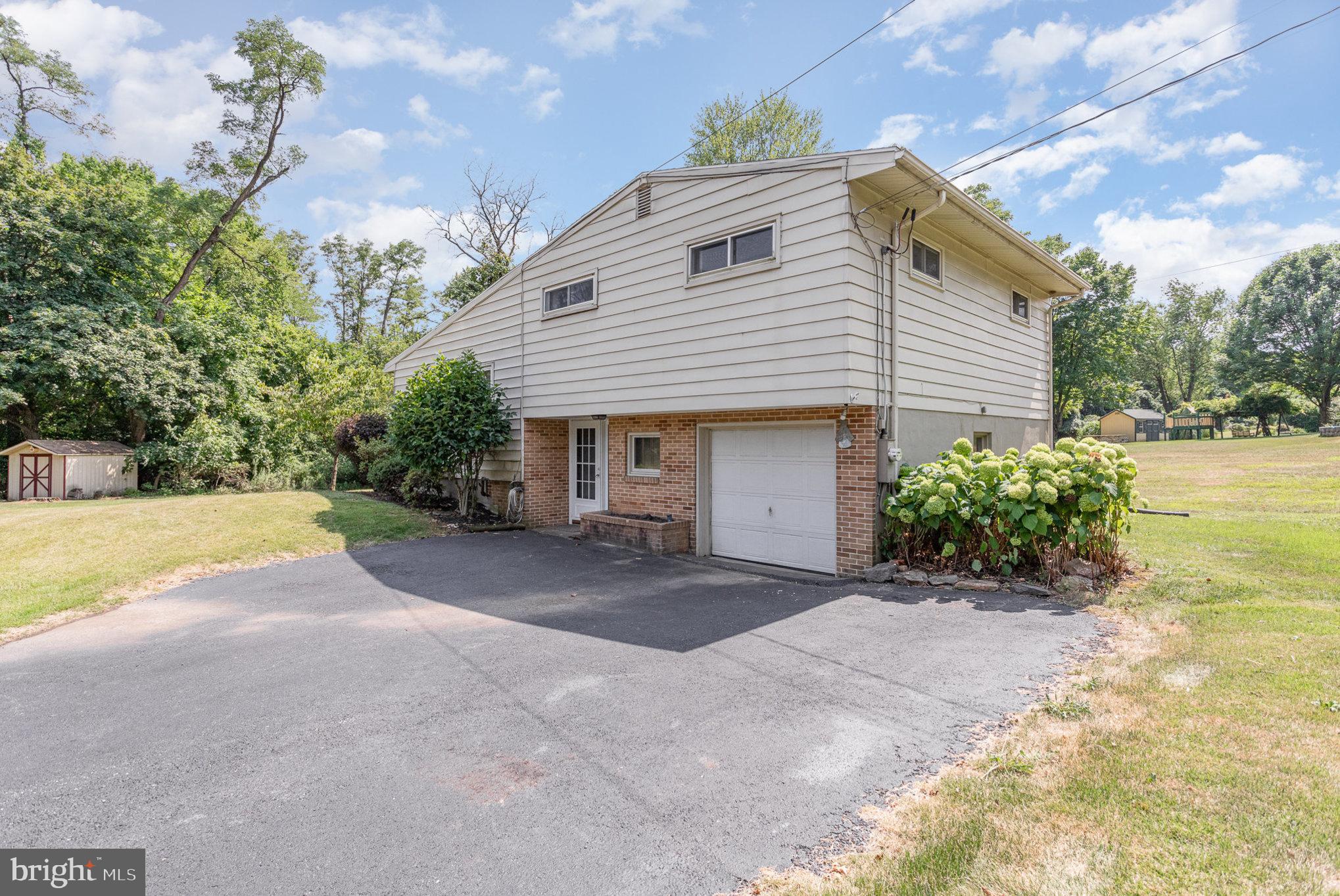914 Valley Road Enola, PA 17025 - Photo 29 of 30 Gallery Image 29