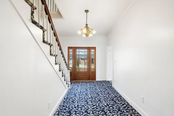 $469,900 | 107 Mechanic Street North, Lynchburg, TN 37352