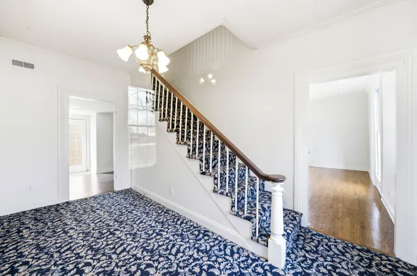 $469,900 | 107 Mechanic Street North, Lynchburg, TN 37352